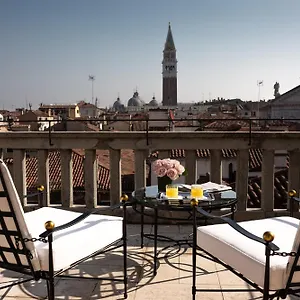 ***** Hotel Nolinski - Evok Collection Italie